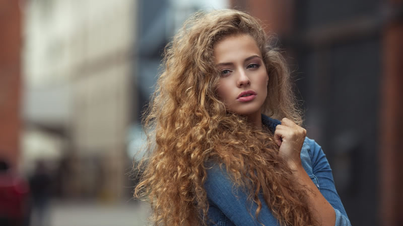 Frizzy Hair Trend to Get the Best Look