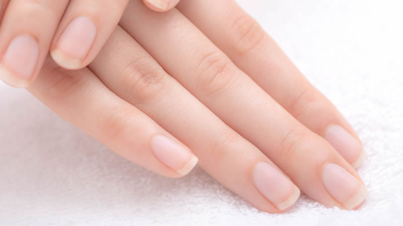 7 Home Remedies for Brittle Nails