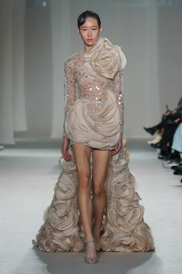 Elie Saab Spring 2023 Couture Collection