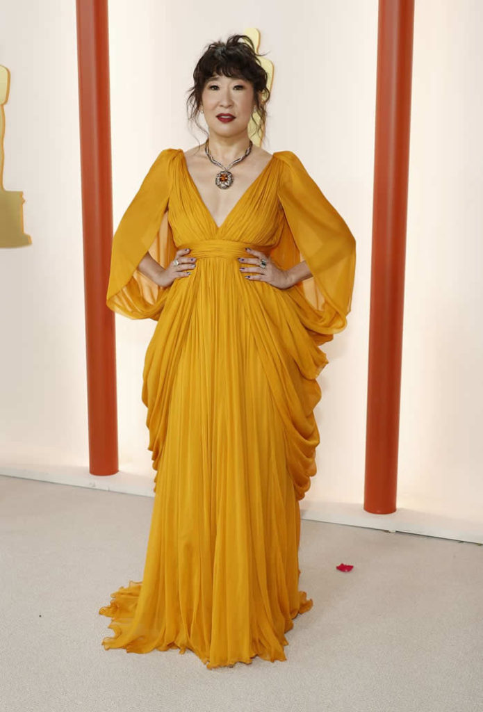 See Every Look from the 2023 Oscars Red Carpet Last Night