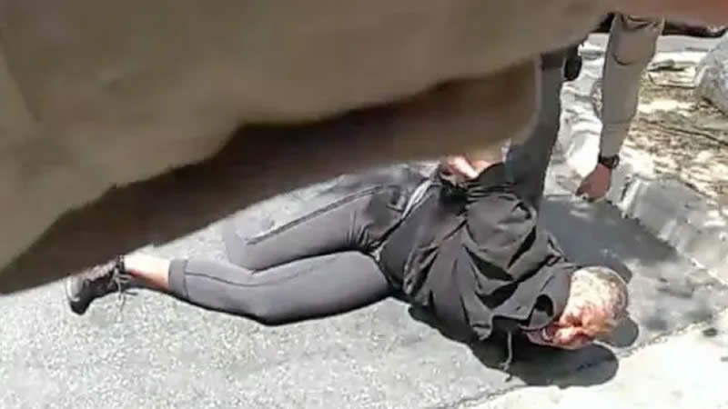 LA deputy throwing woman ground