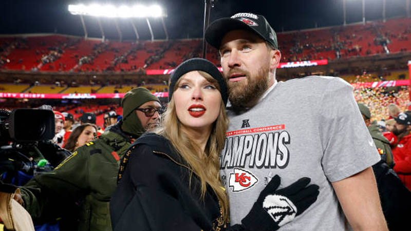 Taylor swift and Travis Kelce