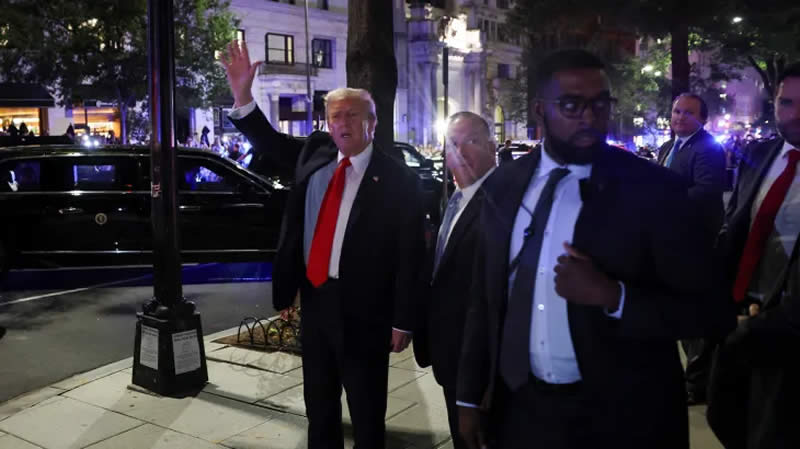 Trump Dinner DC Protest