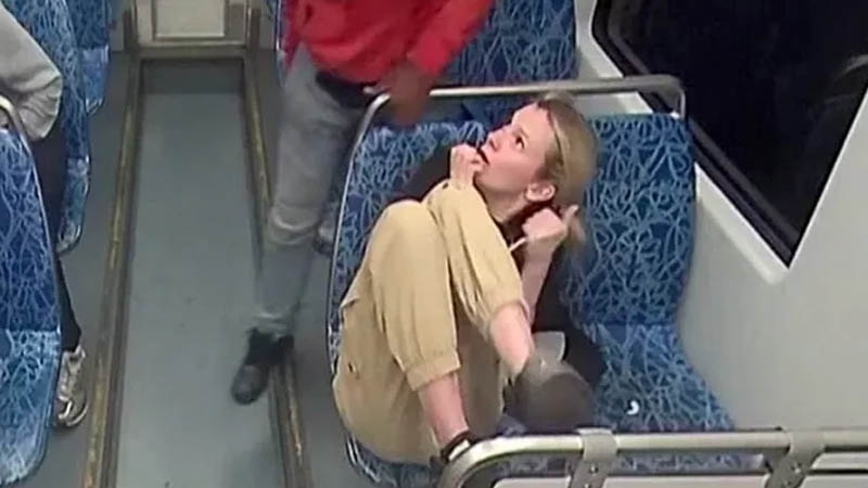 Iryna Zarutska cowers