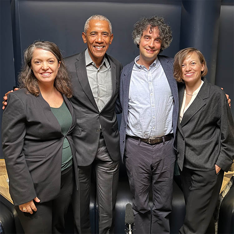 Obama with with Eastern European alumni