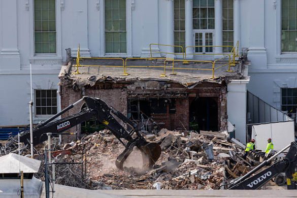 White House East room demolition continues for Trump ballroom construction (Photo by Eric Lee/Getty Images)