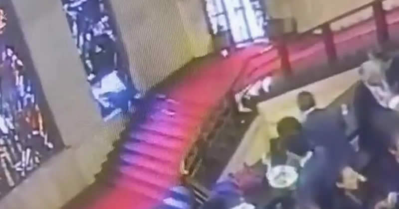 Italian politician trips and falls