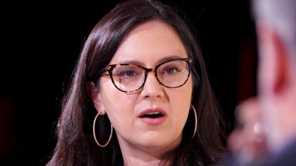 CBS News may slash jobs while Bari Weiss pushes the network toward a digital future. (Photo by Getty Images)