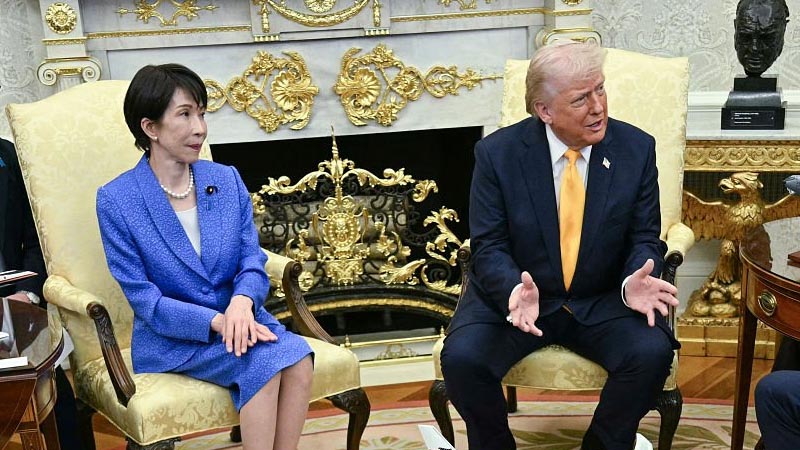 Donald Trump meets with Sanae Takaichi