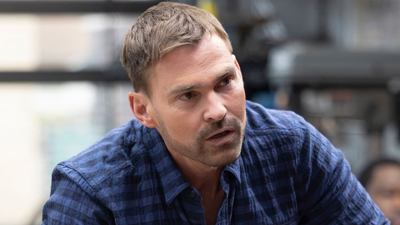 Matt sees a chance to teach Carter a lesson