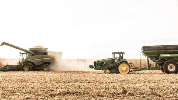 America Is Losing Farms as Small and Mid-Size Operations Struggle (Jim Young/Reuters)